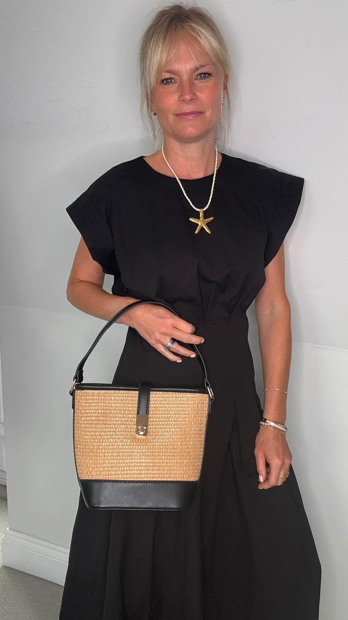 Black & Raffia Bucket Bag - Image 3